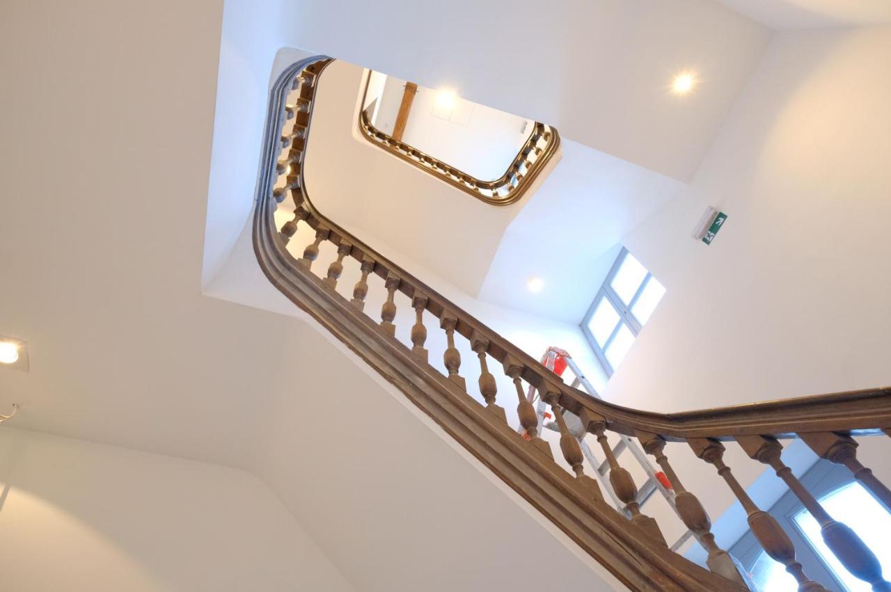 La Maison De La Duchesse De La Valliere - Chambre Rosaline - Parking Prive Gratuit مونس المظهر الخارجي الصورة