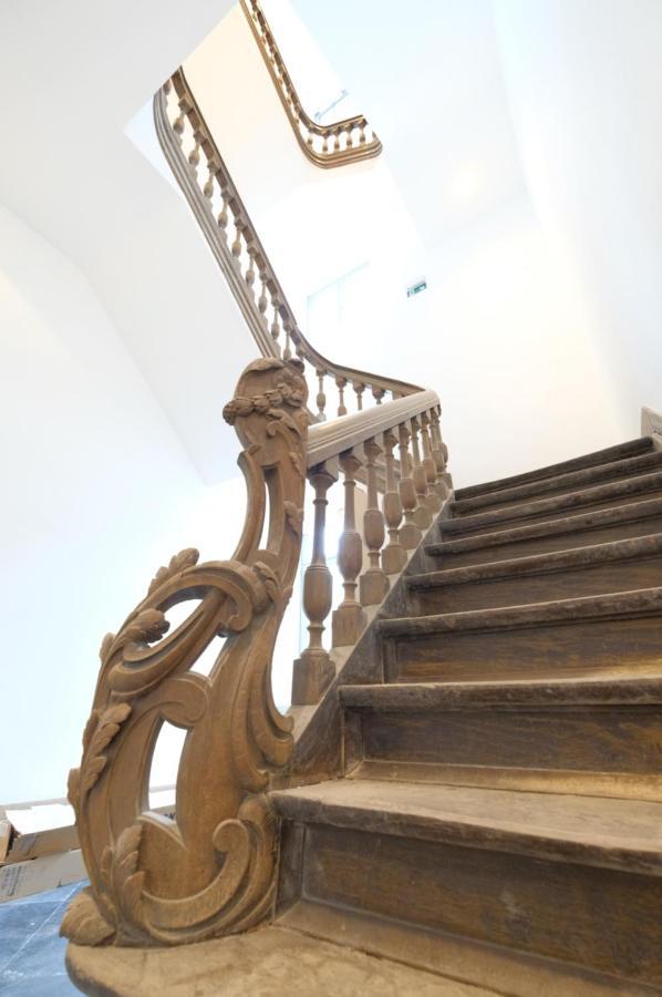 La Maison De La Duchesse De La Valliere - Chambre Rosaline - Parking Prive Gratuit مونس المظهر الخارجي الصورة