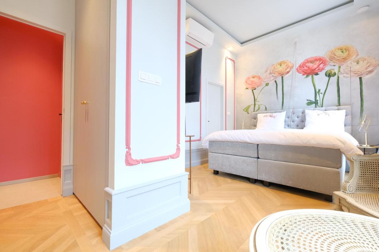 La Maison De La Duchesse De La Valliere - Chambre Rosaline - Parking Prive Gratuit مونس المظهر الخارجي الصورة